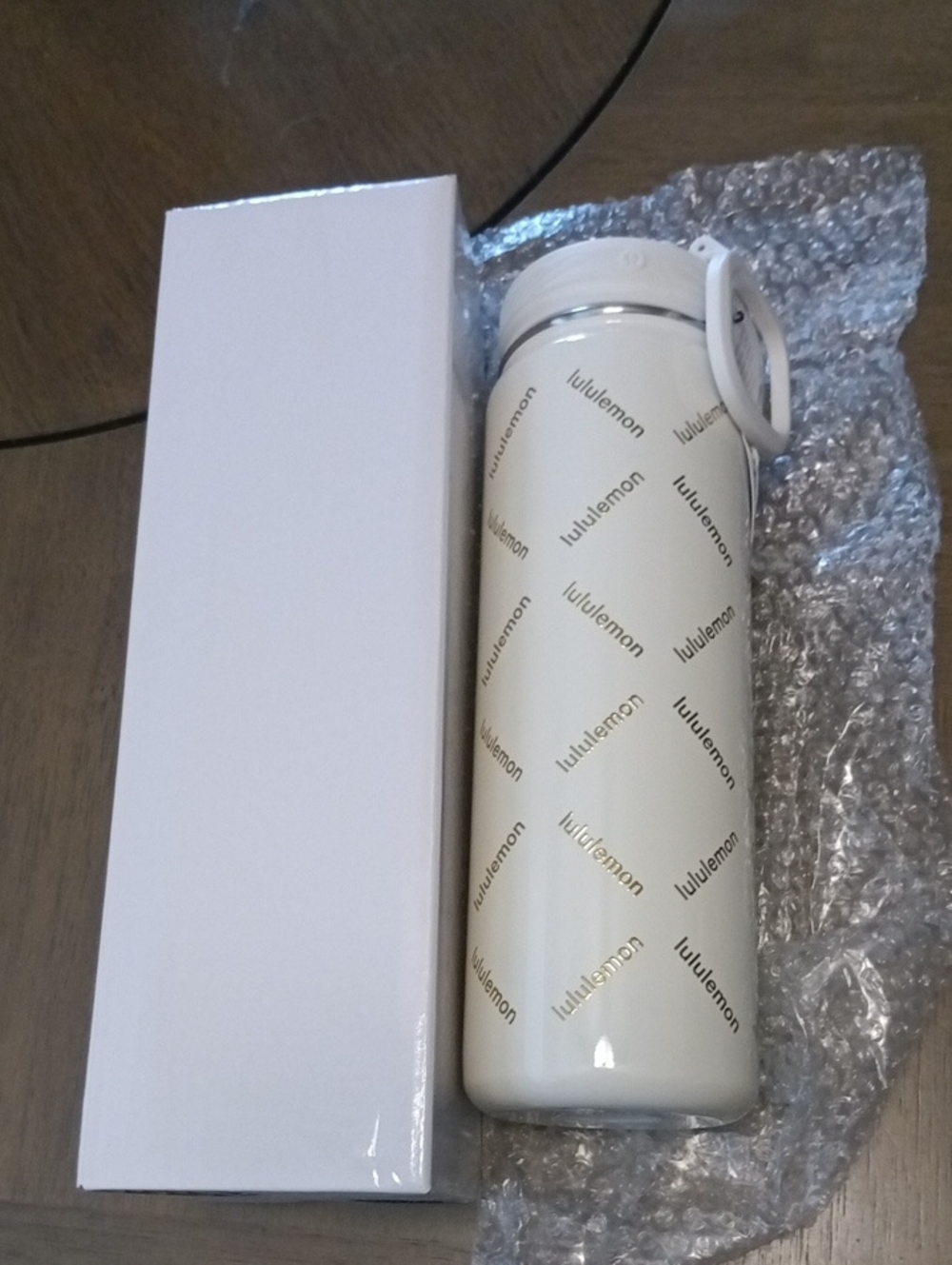 Lululemon Bottle Water Color Cream With Gold